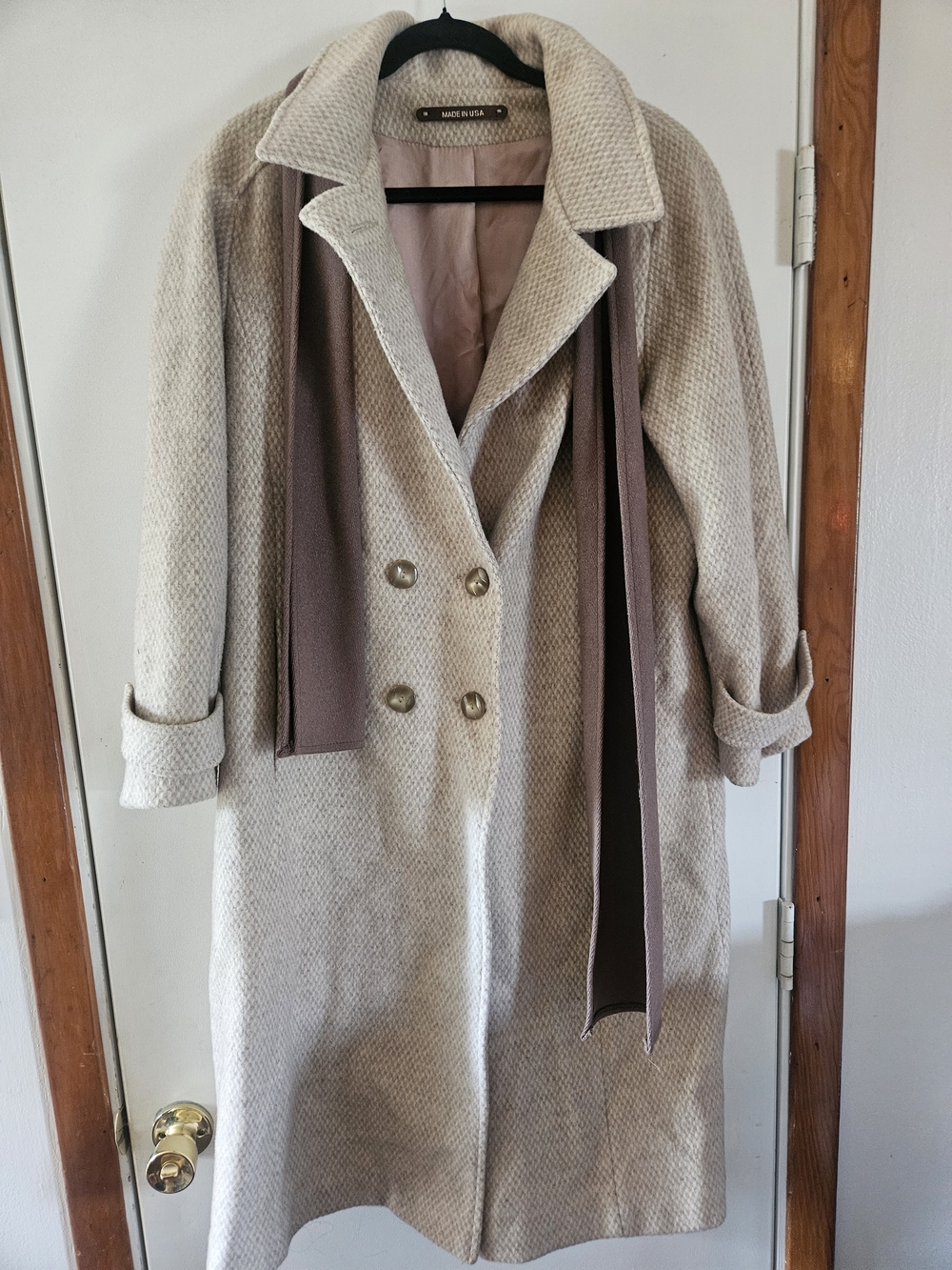 Vintage Wool Blend Double-Breasted Trench Coat with Scarf - Beige